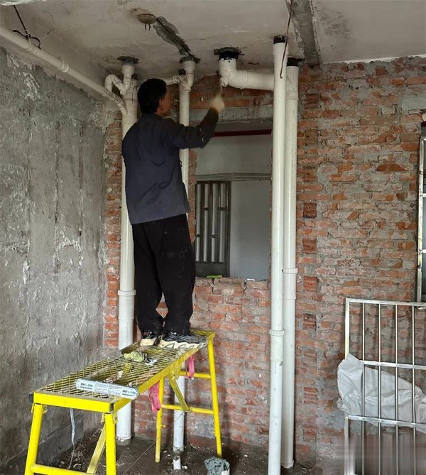 趣策略 惊！老破小的7处“隐形支出”，会不会让你的购房梦碎？